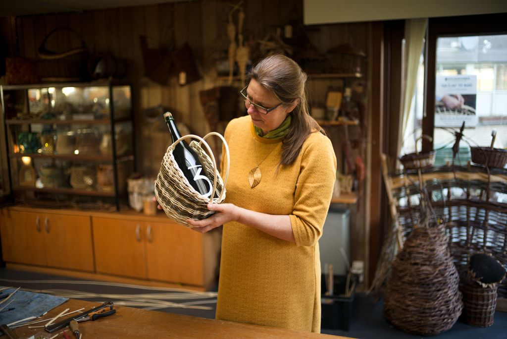 Thou shalt not weave with reed